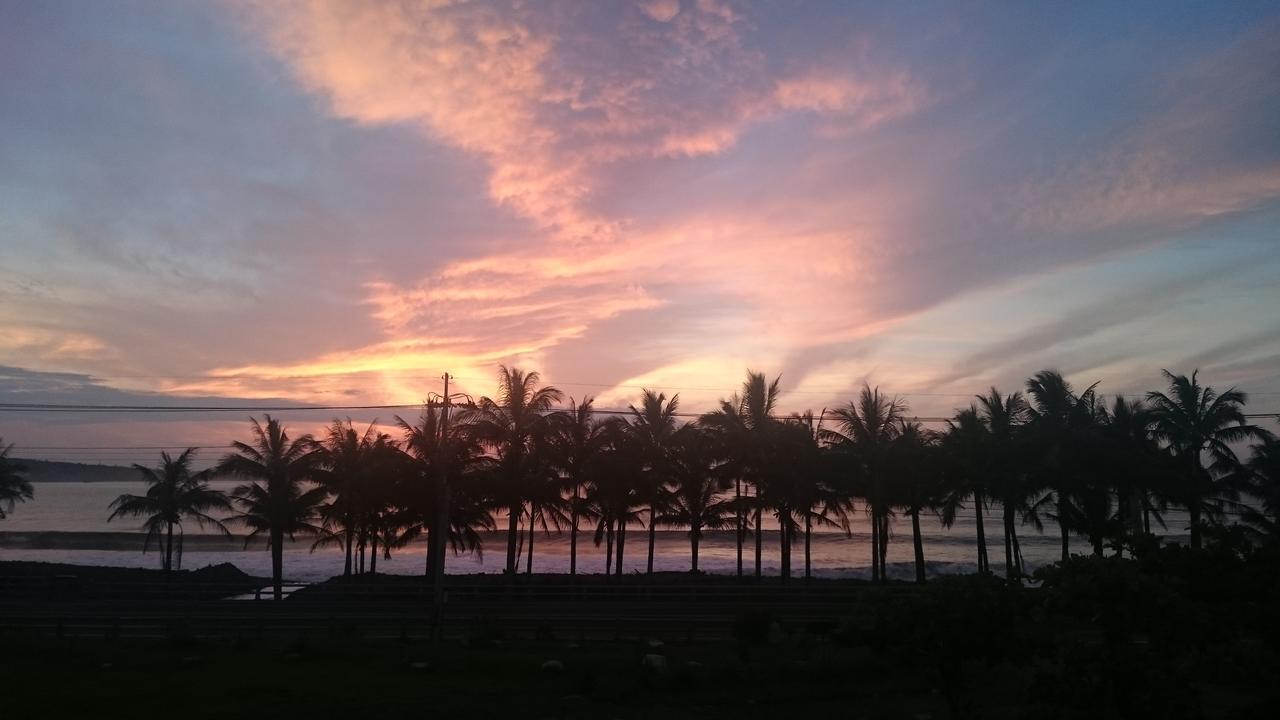 Coconut Beach Homestay Beinan Luaran gambar